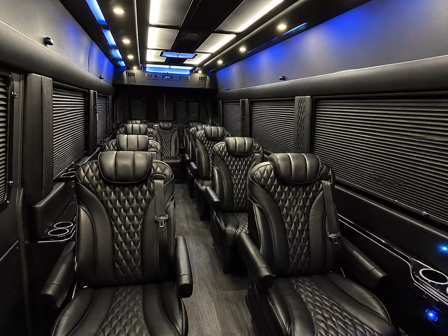 25 passenger minibus
