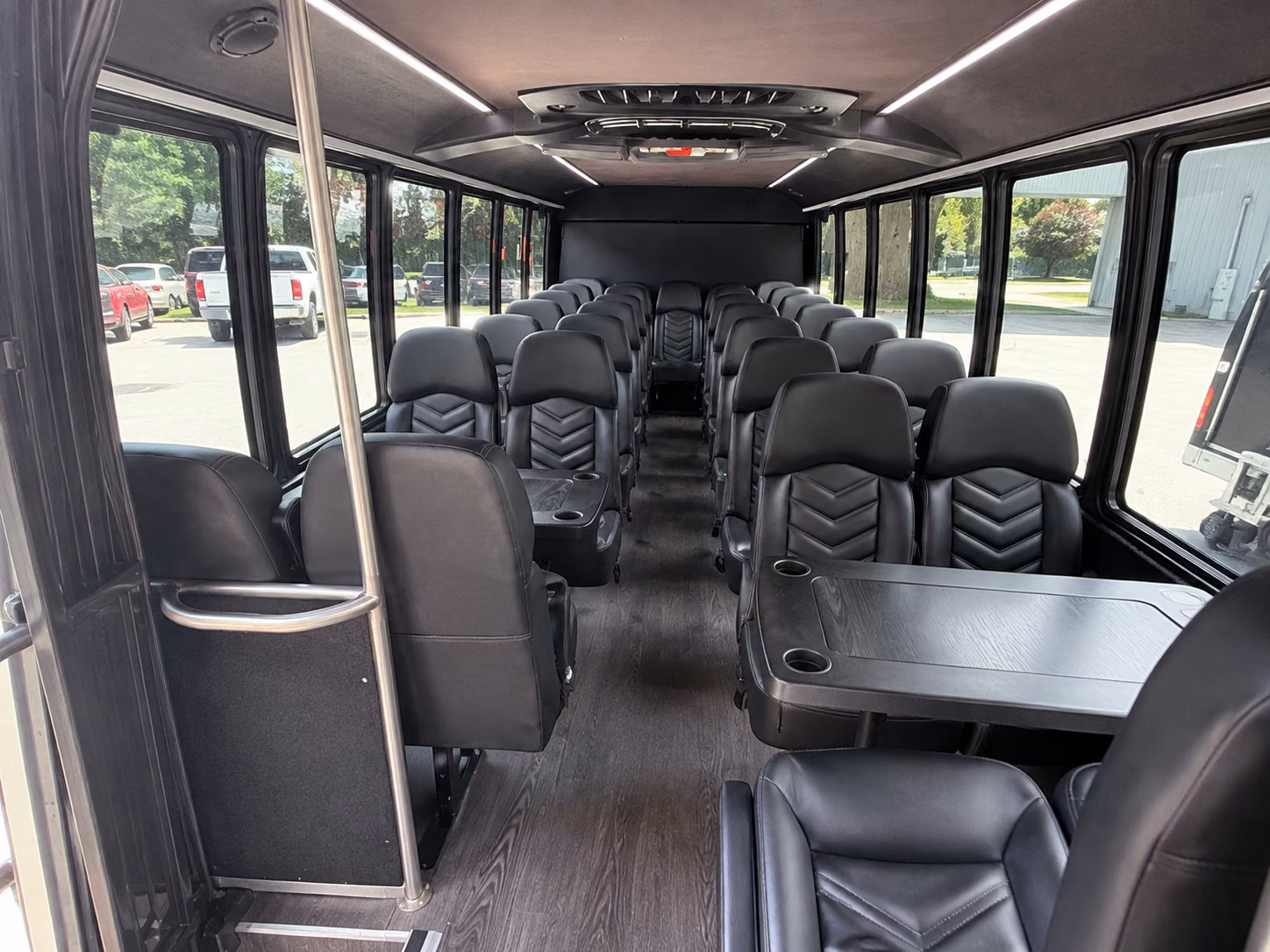 book a bus for your next airport transfer 1