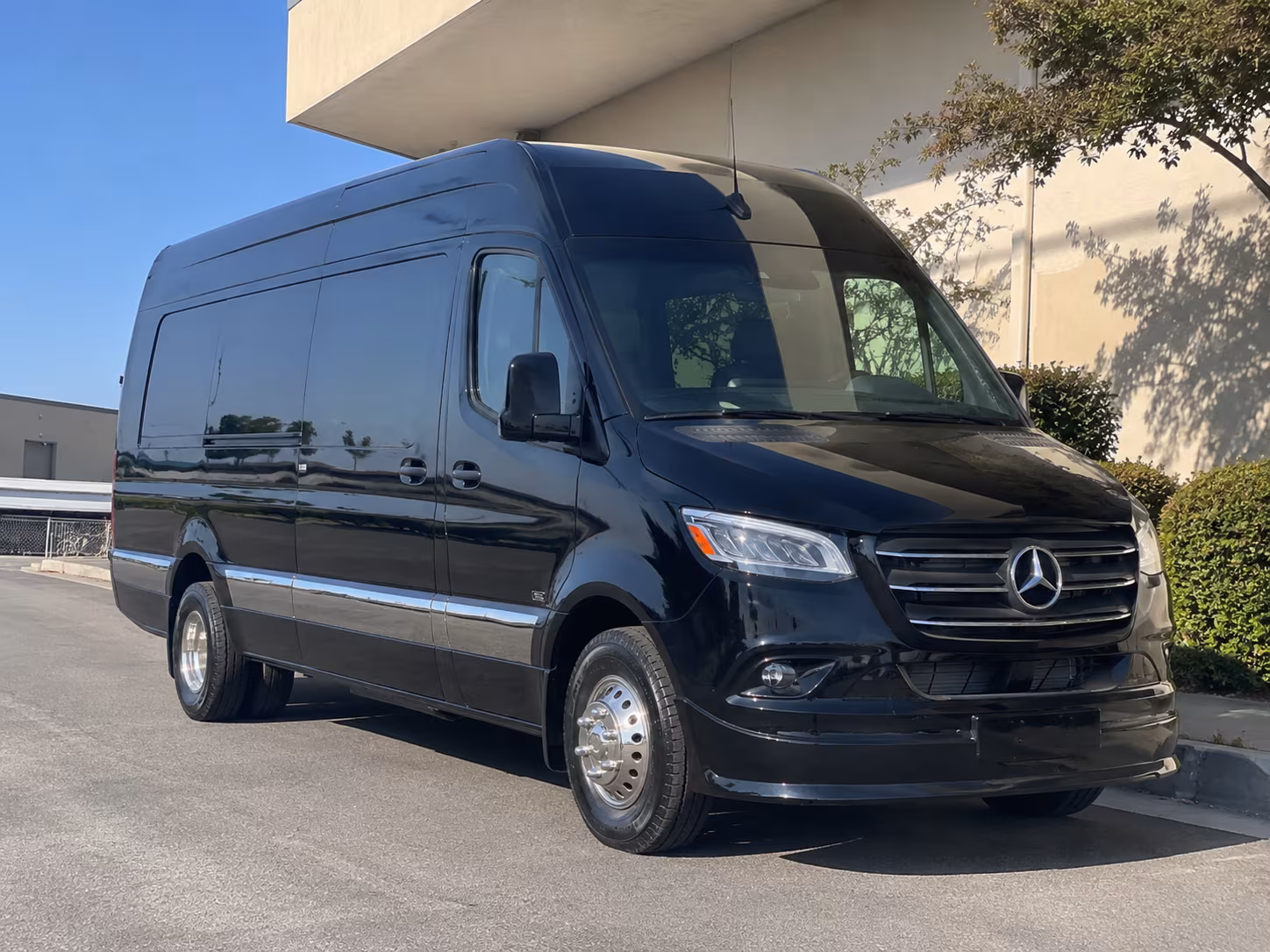bus rental options for pittsburgh trips