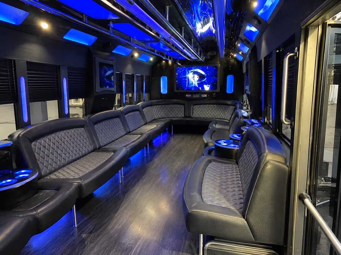pittsburgh 28 passenger party bus interior