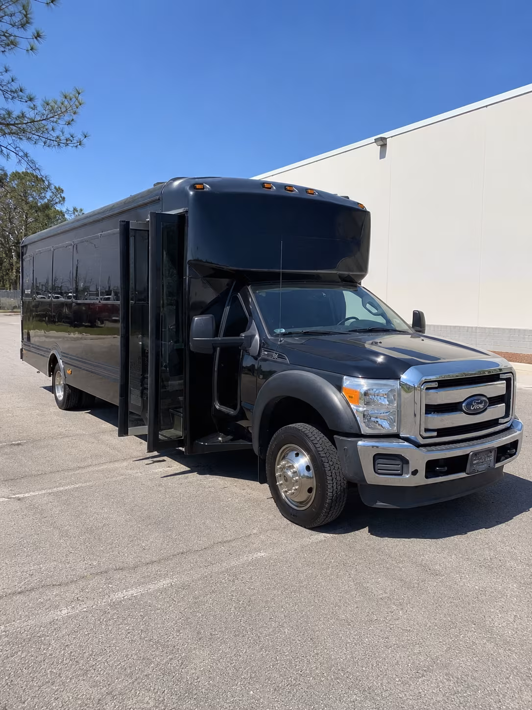 pittsburgh bachelorette bachelor party bus rental