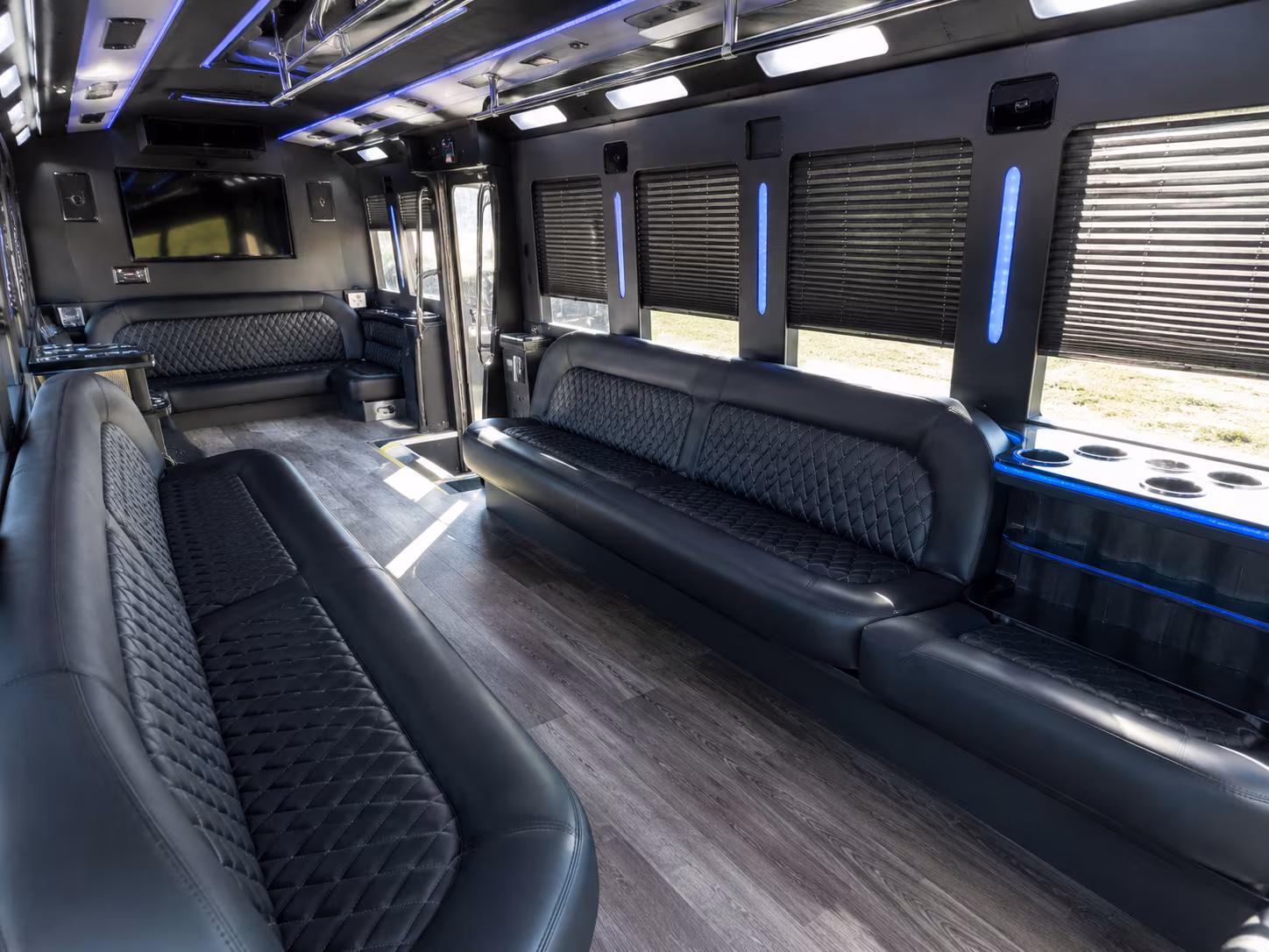 pittsburgh quinceanera sweet 16 party bus rental